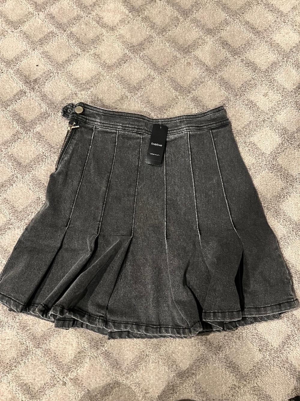 Bebe black charcoal wash denim pleated mini skirt small